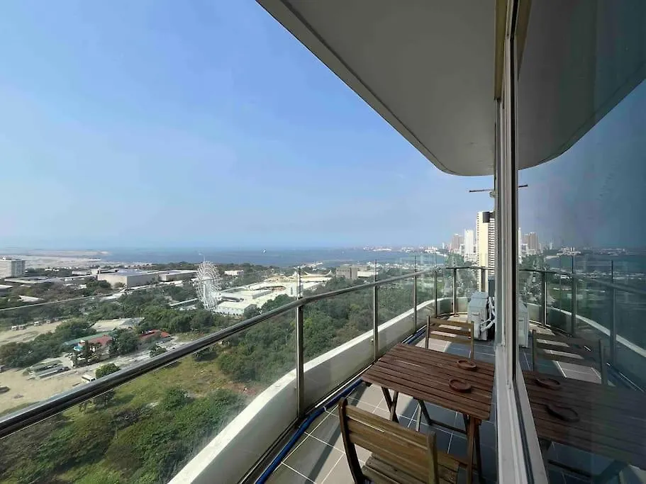 Coast Of Finland: Stunning Manila Bay & Sunset Apartment