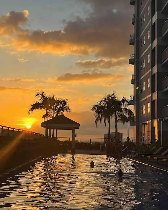 Coast Of Finland: Stunning Manila Bay & Sunset Apartment Philippines