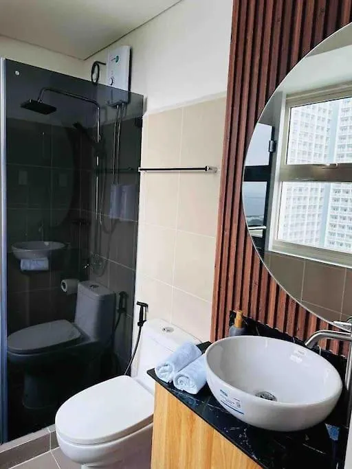 Coast Of Finland: Stunning Manila Bay & Sunset Apartment